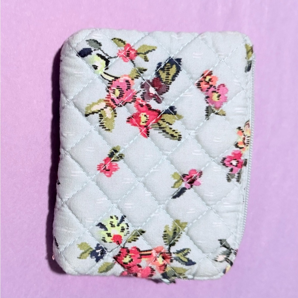 Vera Bradley Coin Purse. Water Bouquet Pattern. EUC